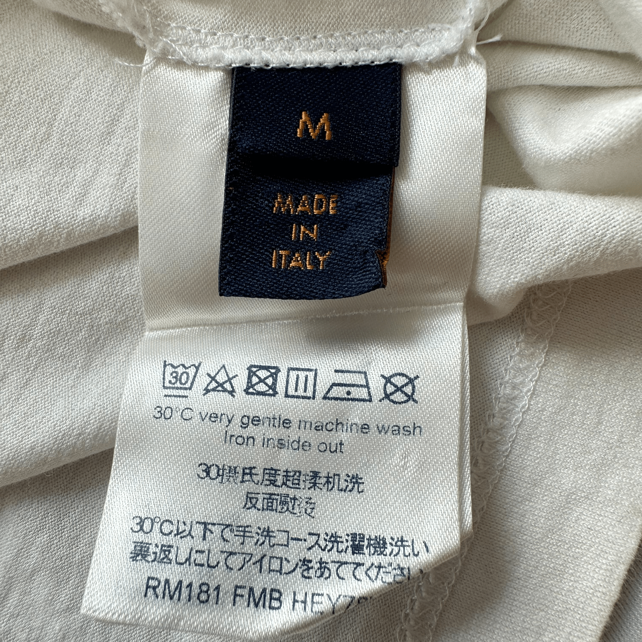 Louis Vuitton White Malletier Paris 1854 Graphic T-Shirt - Morely TrendsLouis Vuitton Type here:)