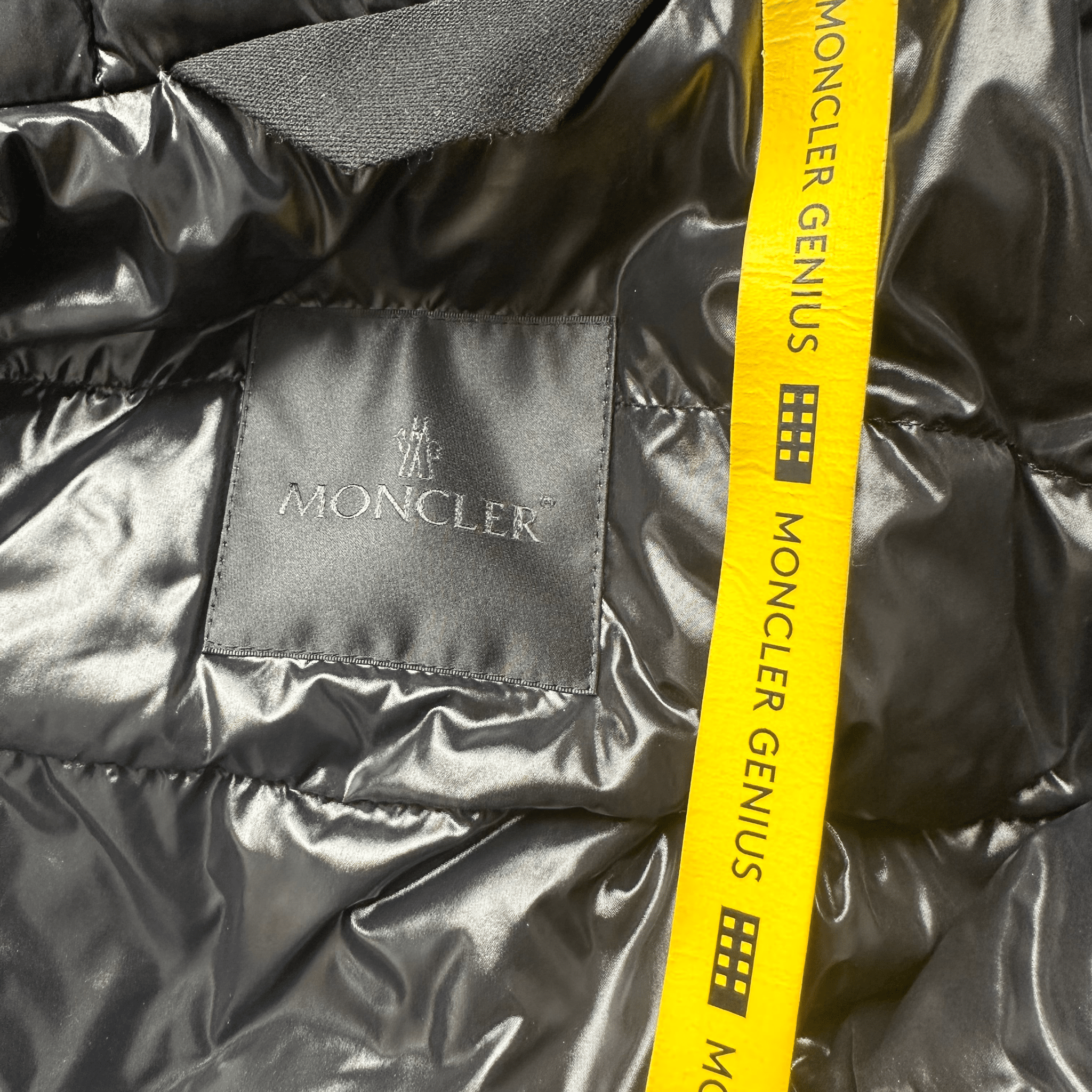 Moncler Black Hull Fleece Jacket - Morely TrendsMoncler Type here:)
