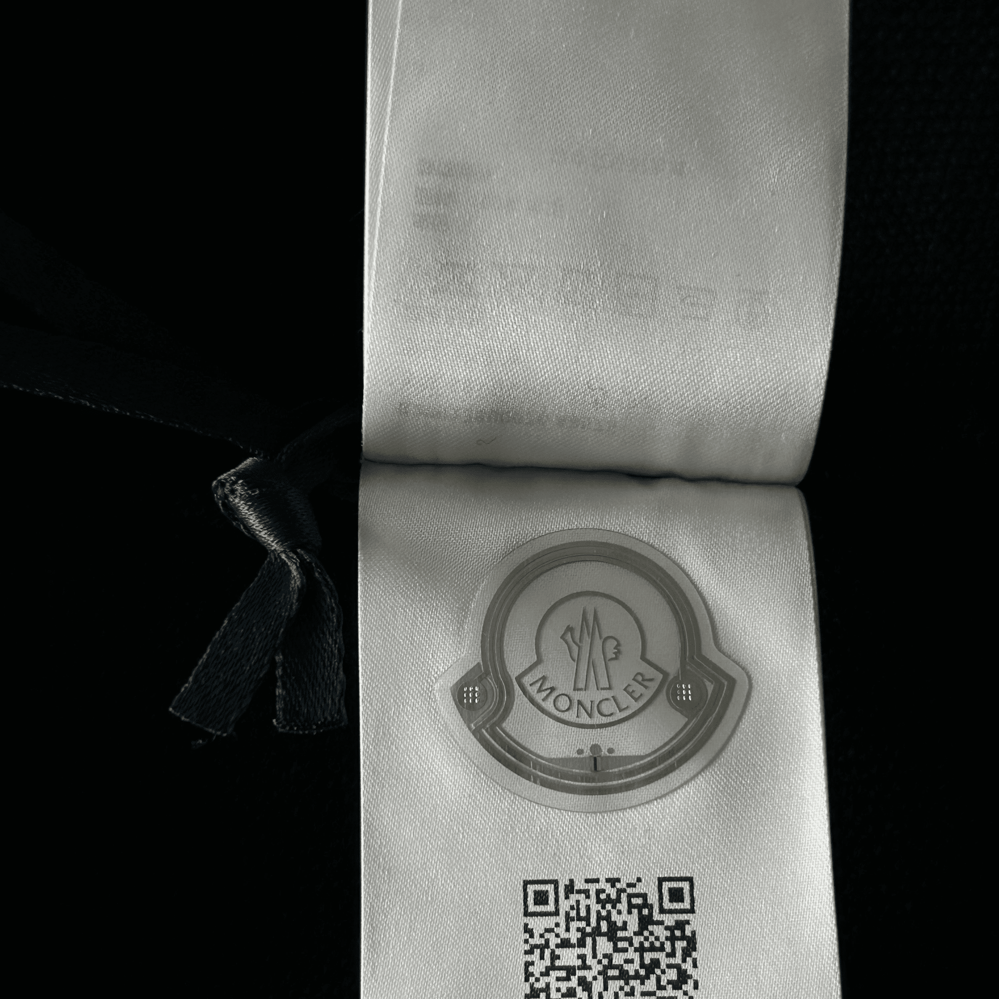 Moncler Black & Tri - Color Logo Beanie - Morely TrendsMoncler Type here:)