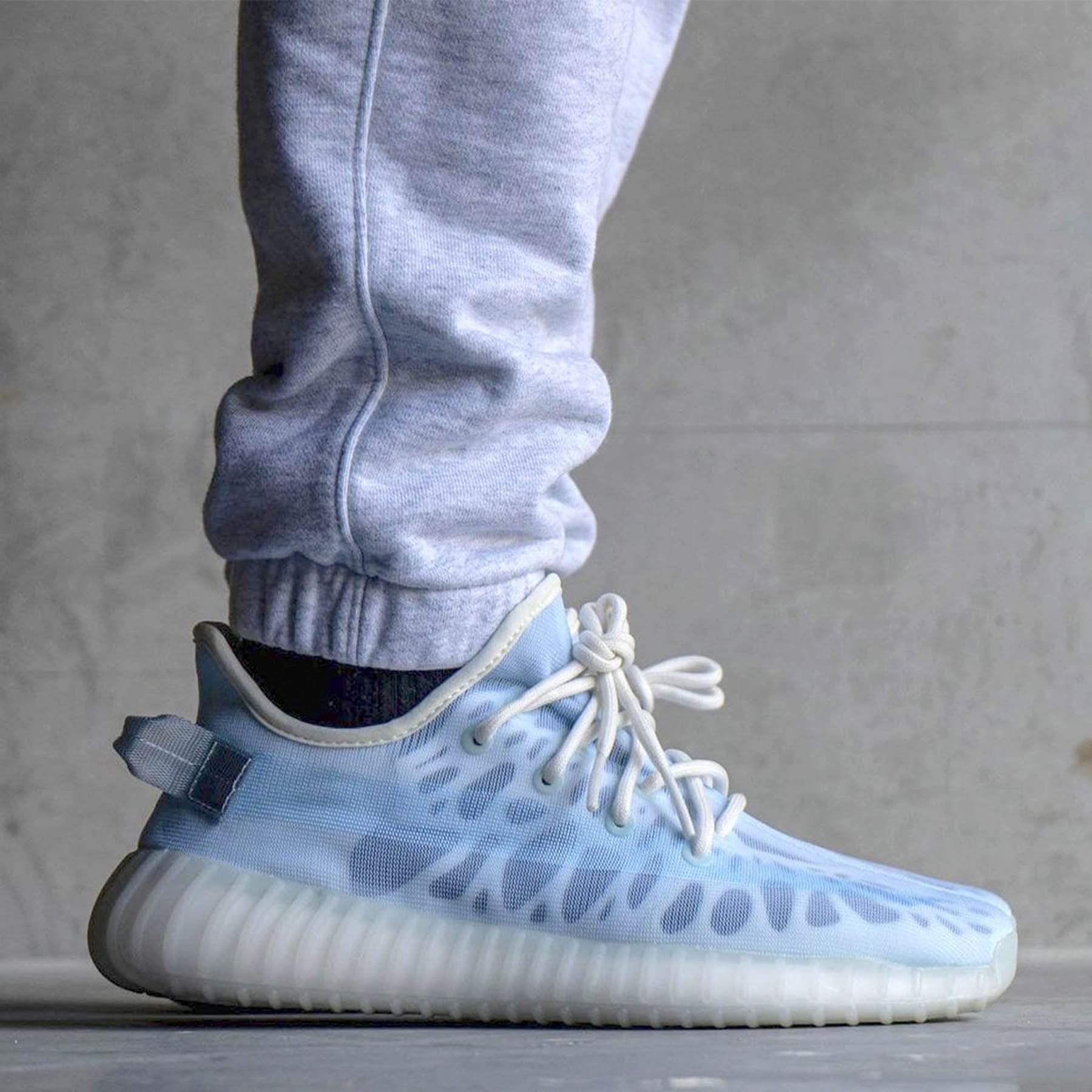 Adidas Yeezy Boost 350 V2 'Mono Ice'